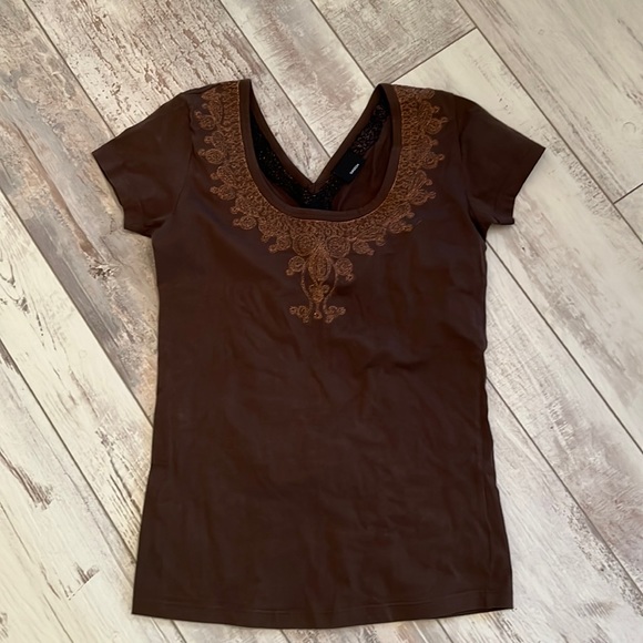 2x$15 SASCH T-Shirt Open Back NWOT - Picture 1 of 5